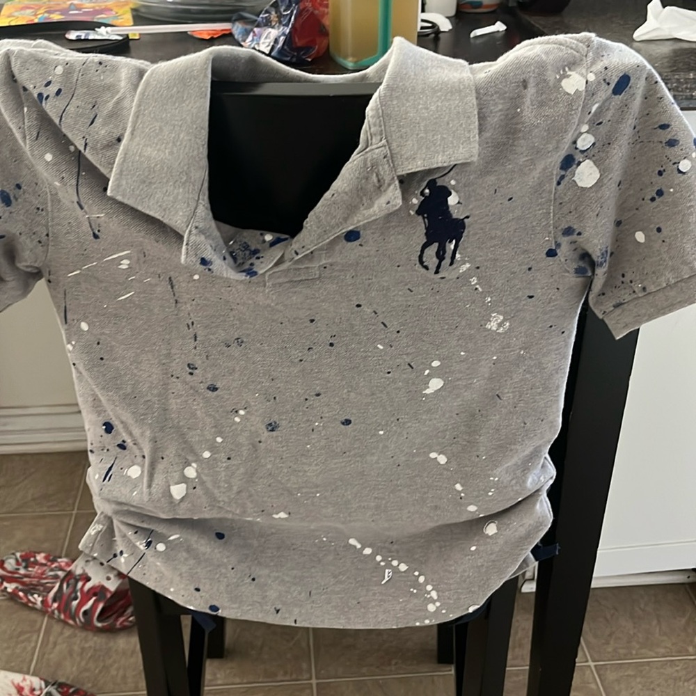Gray polo three button up shirt, boys size 1012 medium